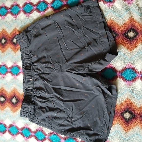 The North Face teepee print Swim trunks size M grey with orange details - Picture 1 of 6